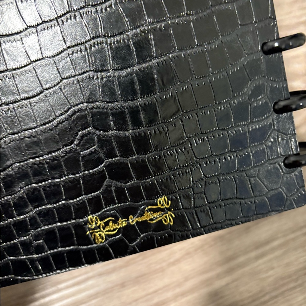 Black Crocodile Pattern Planner - Picture 6 of 10